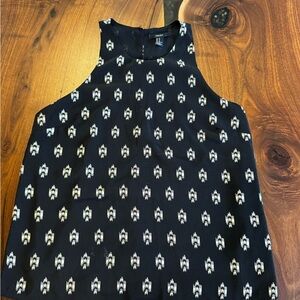 Forever 21 Monochrome Patterned Blouse